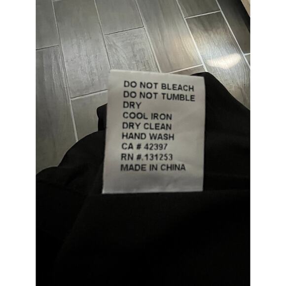 Pink‎ martini black feather skirt -xs - Picture 5 of 5